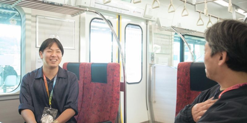 列車で採用面接「トレイン面接」から1年半、新入社員が語る